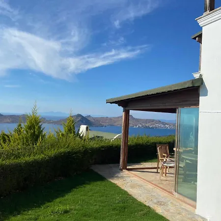 Feriehus Bostanci Blue Water *